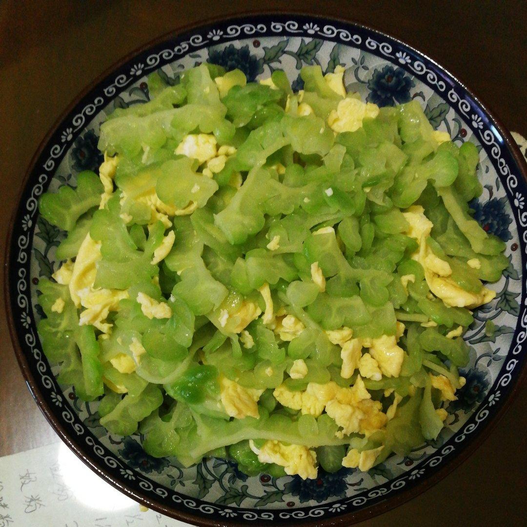 苦瓜炒鸡蛋