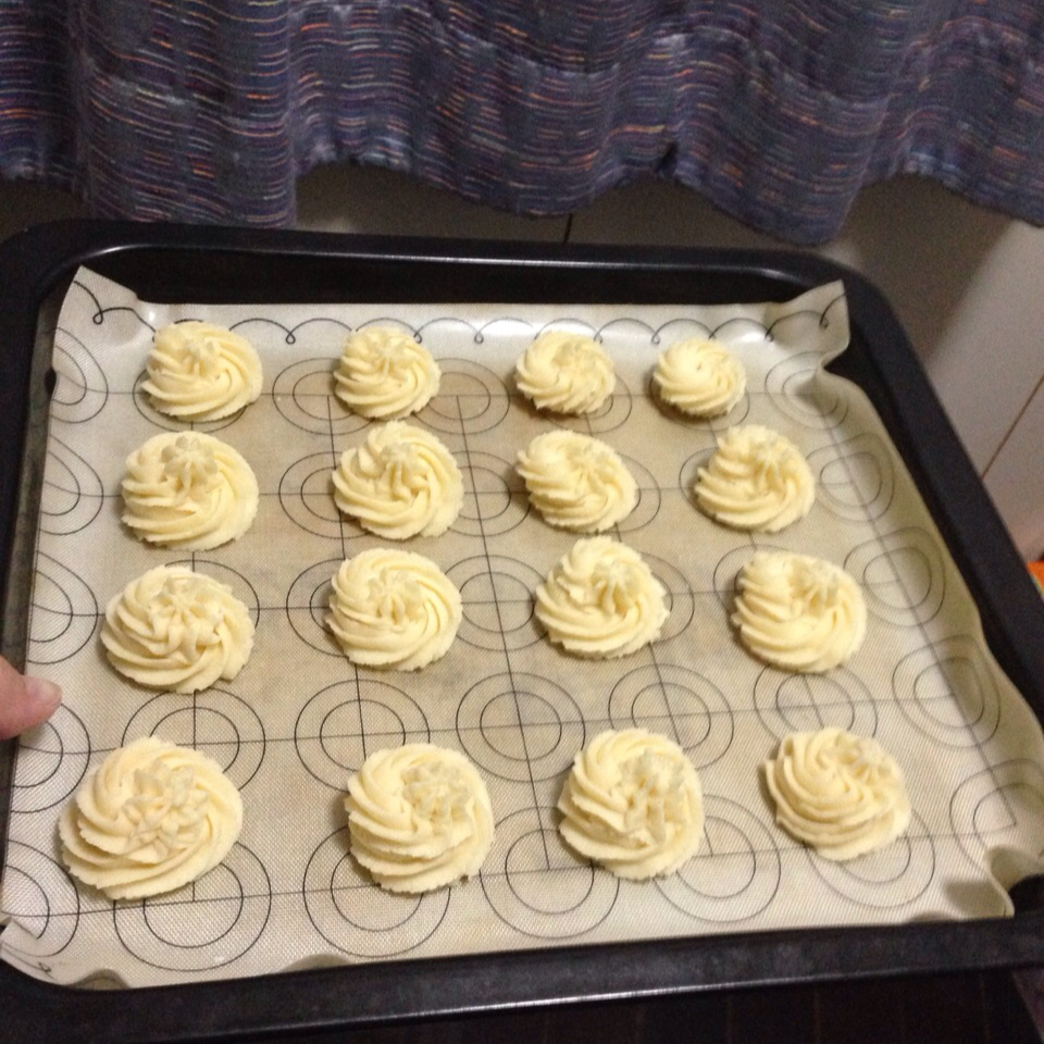 奶油奶酪蛋白曲奇～奶味十足好味道