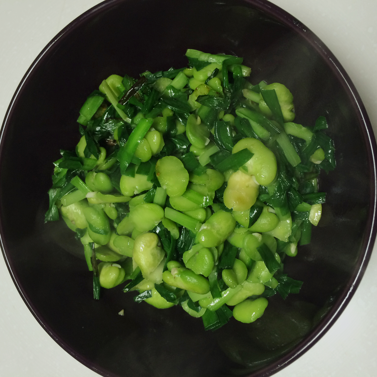 韭菜炒蚕豆