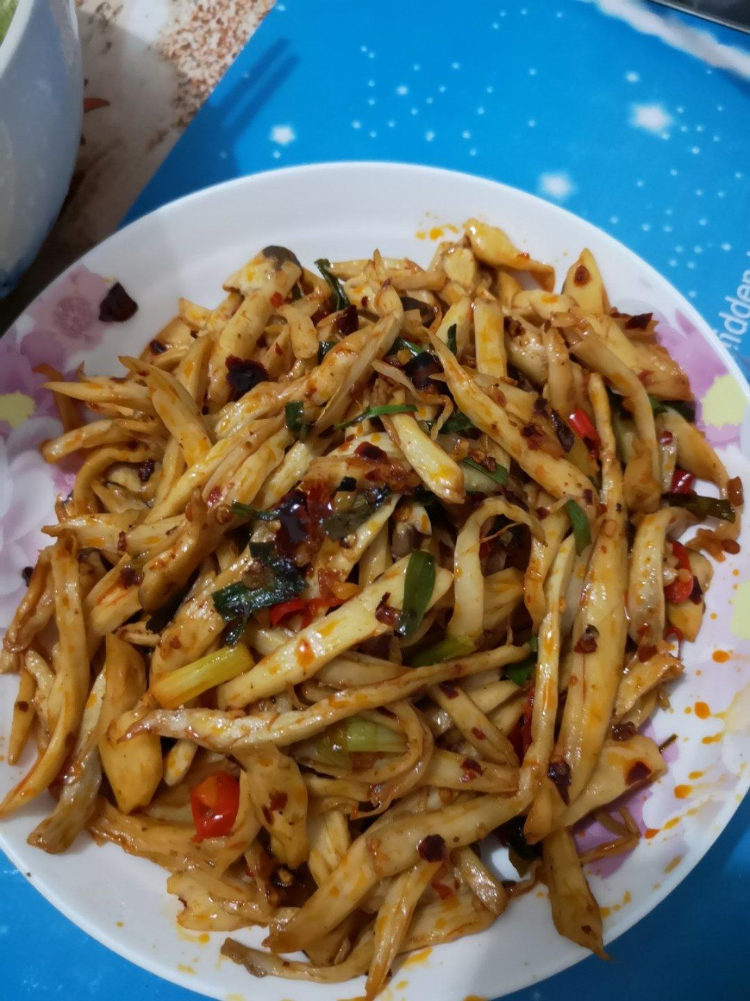 干煸手撕杏鲍菇