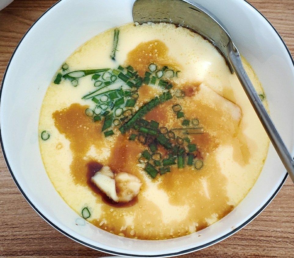 美食客小厨娘做的电饭煲蒸鸡蛋羹