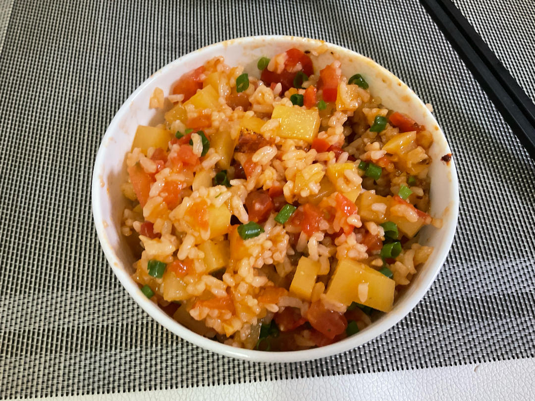 番茄土豆烩饭！剩米饭的终结者