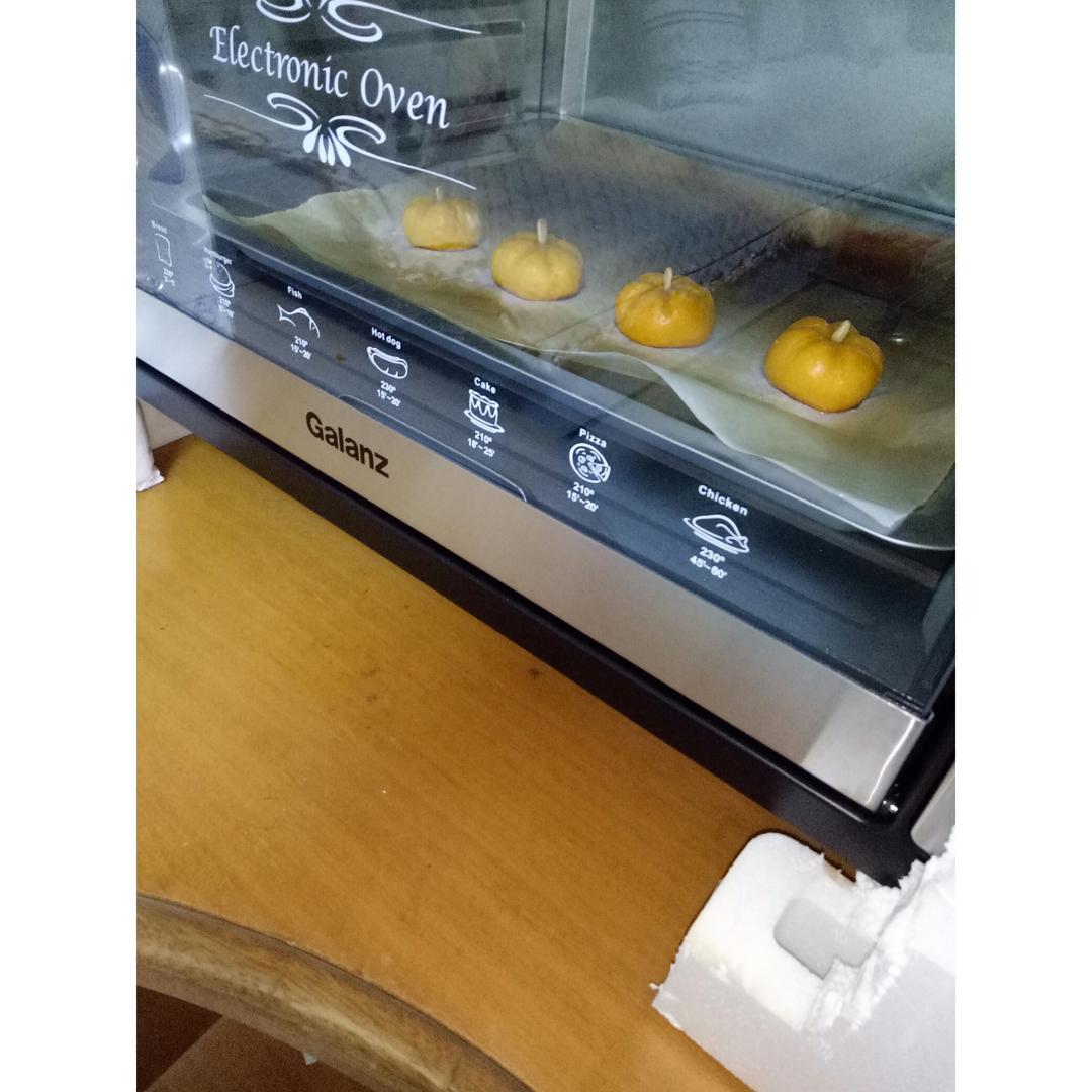萌萌哒烤箱南瓜饼