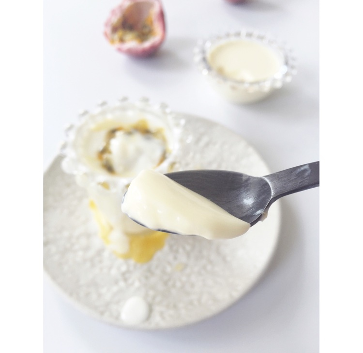 百香果酸奶意式奶冻<Passionfruit Yogurt Panna Cotta>