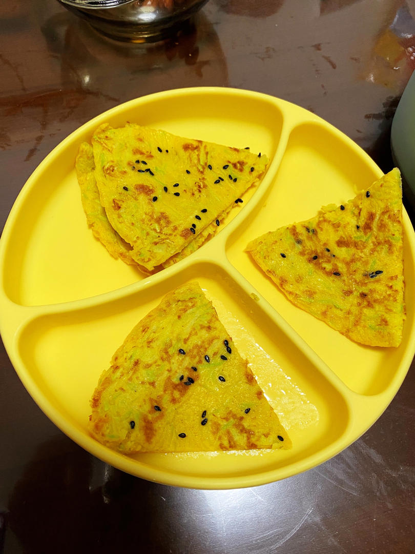 让宝宝爱上吃菜 摊西葫芦软饼（一岁以上婴幼儿辅食）西葫芦黑芝麻鸡蛋饼 煎鸡蛋面糊饼子