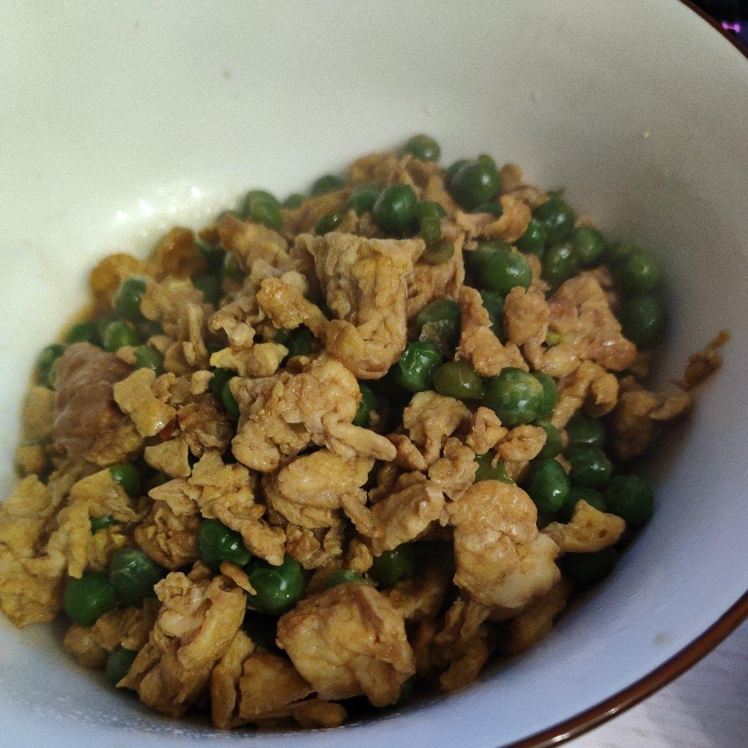 豌豆炒鸡蛋
