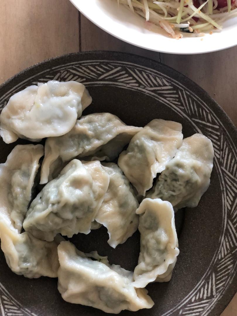 九层塔猪肉饺子