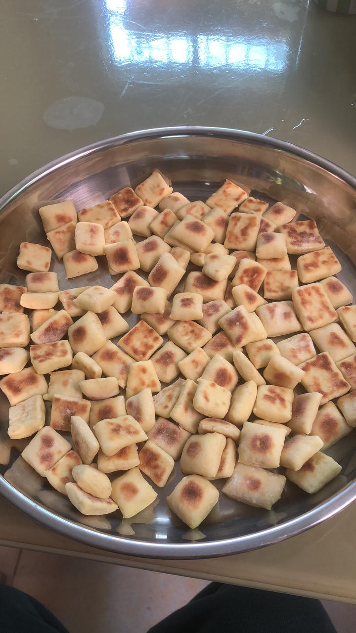 两个鸡蛋一碗面 自制小零食 娃的最爱 附细节视频详解