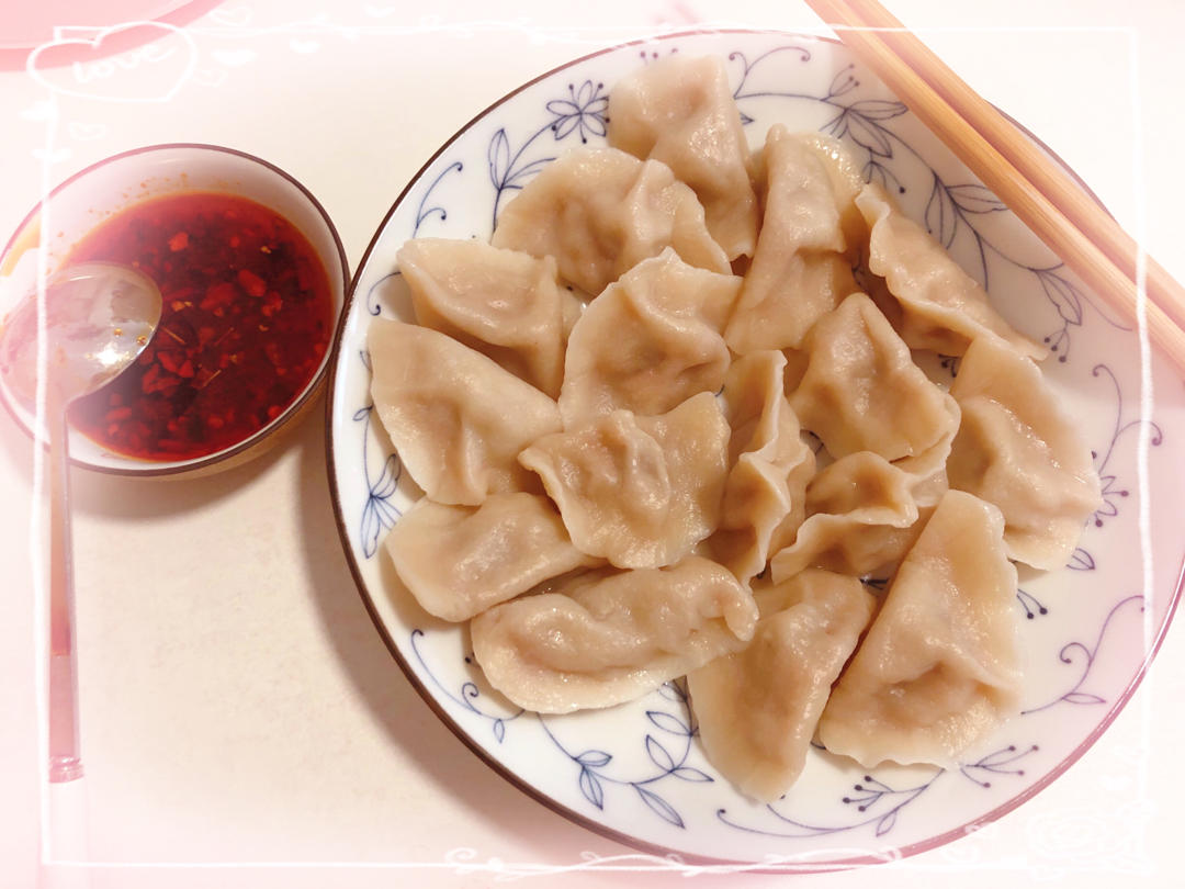 羊肉胡萝卜饺子