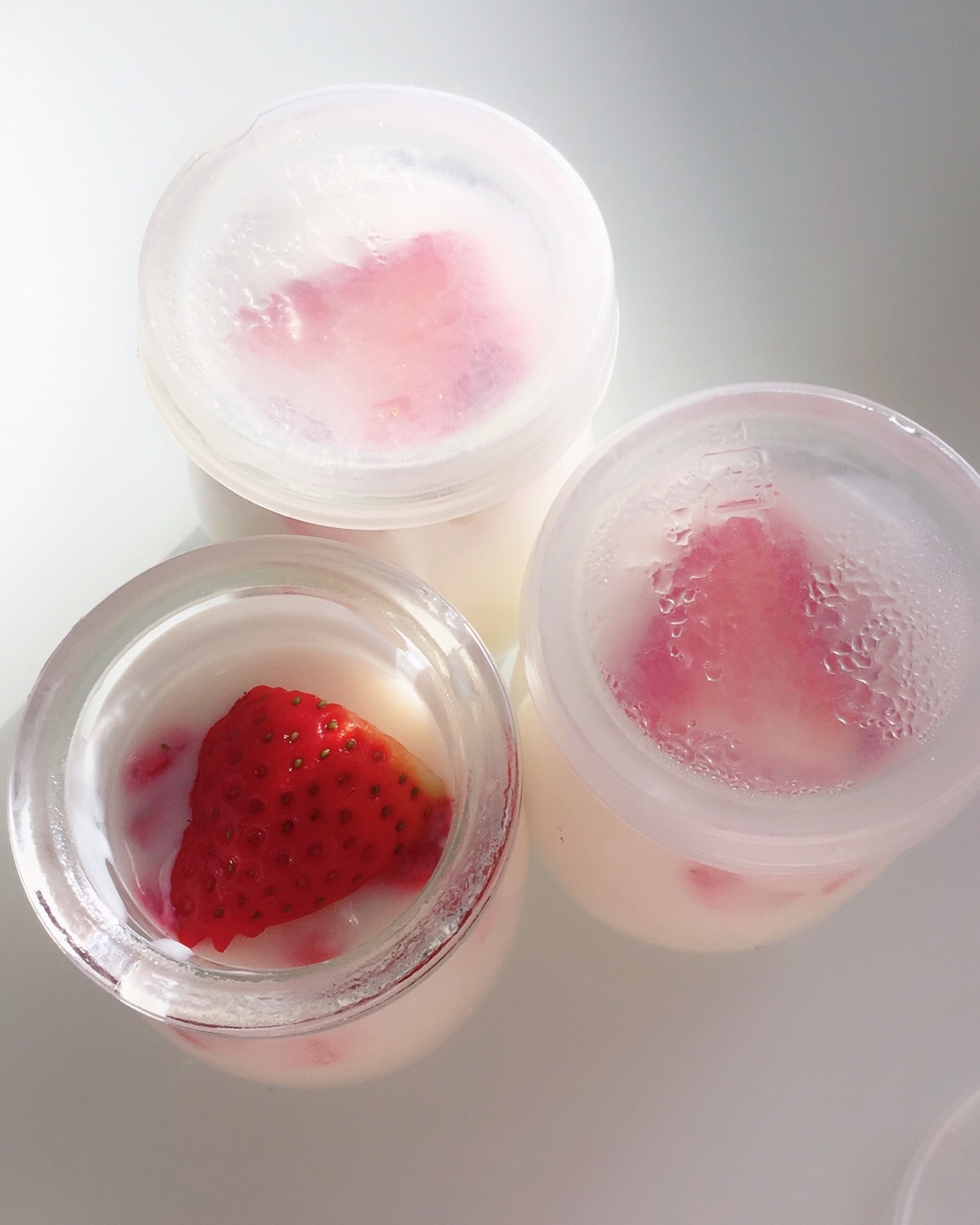 草莓酸奶布丁