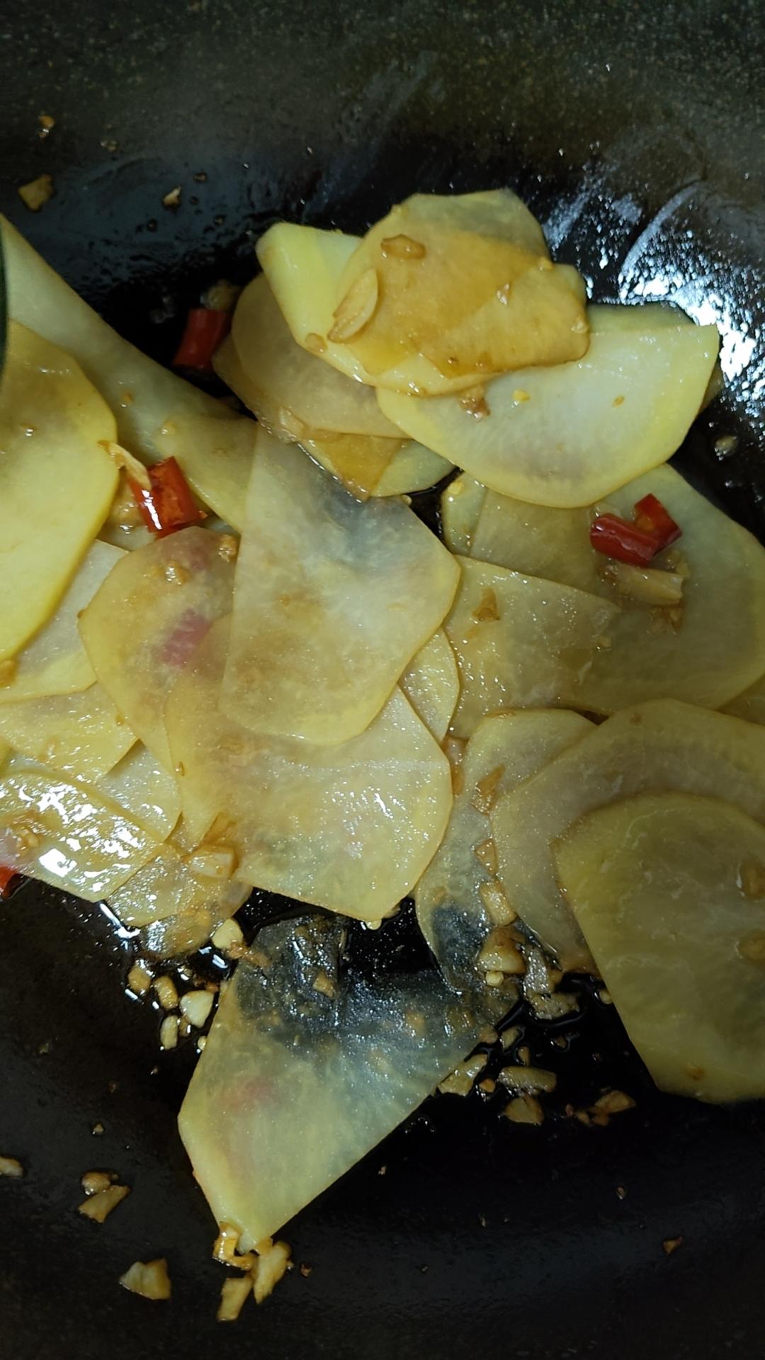 酸辣土豆丝的家常做法 超级下饭