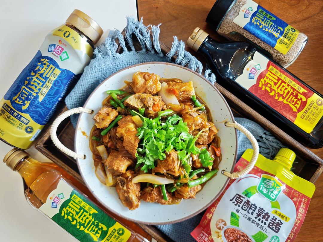 铁锅炖排骨