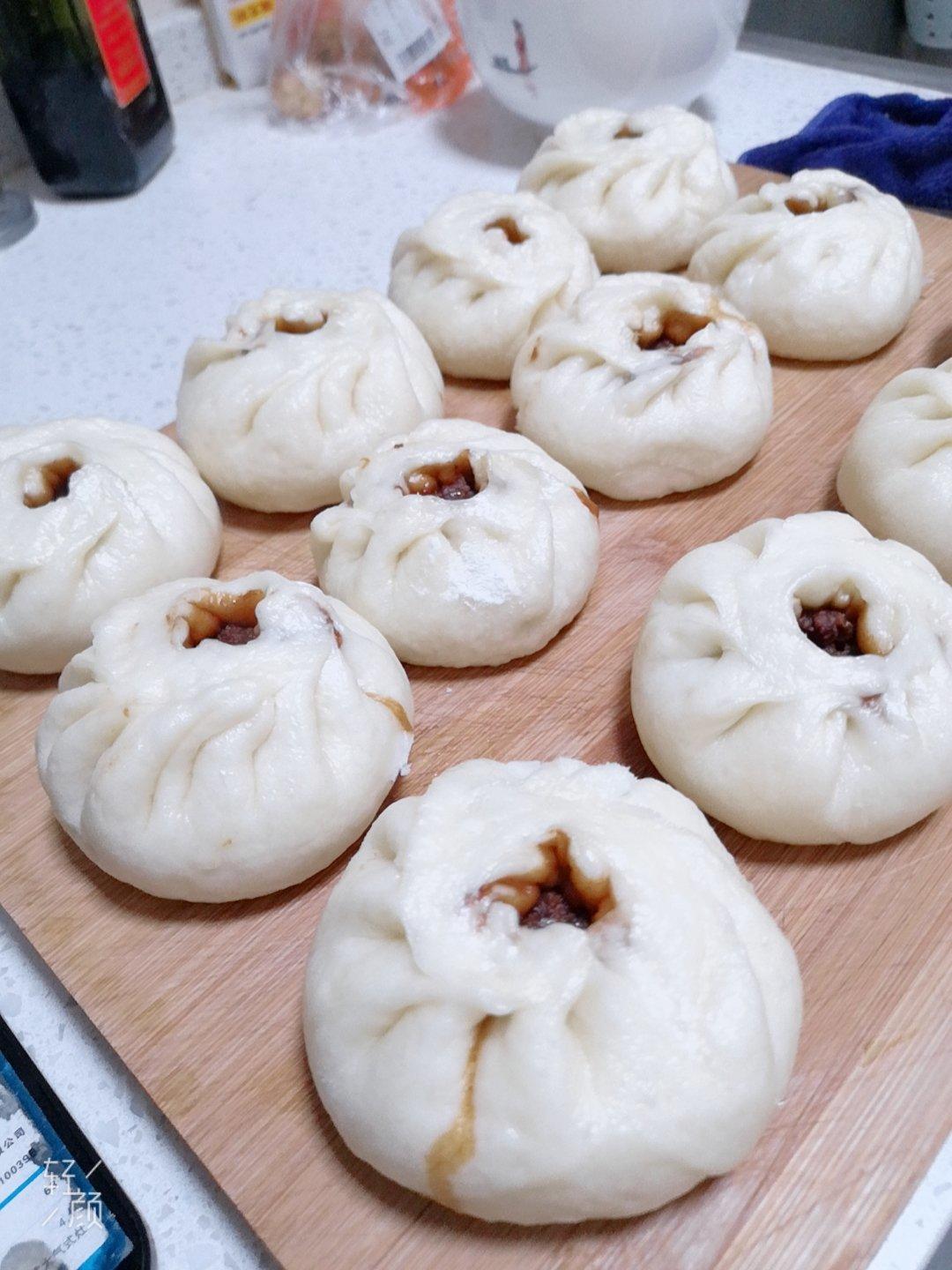 小笼包（秒杀市面上小笼包店的做法）