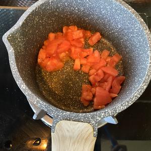 午餐辅食🐟鳕鱼番茄浓汤盖饭➕淡海苔红薯鸡蛋卷🍠的做法 步骤5