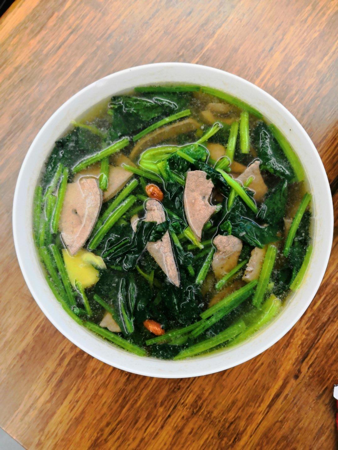 菠菜猪肝汤