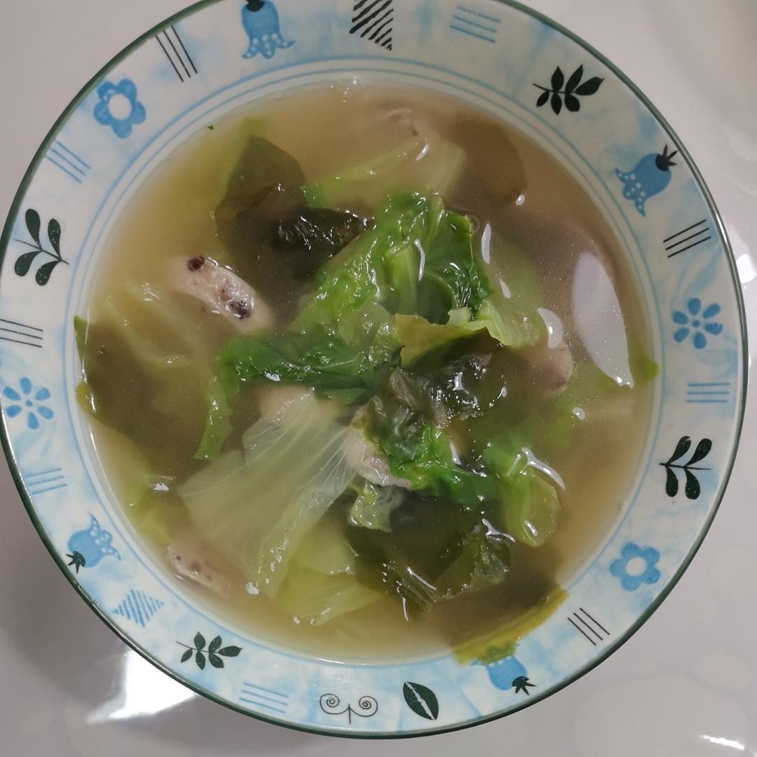 牛肉丸生菜汤