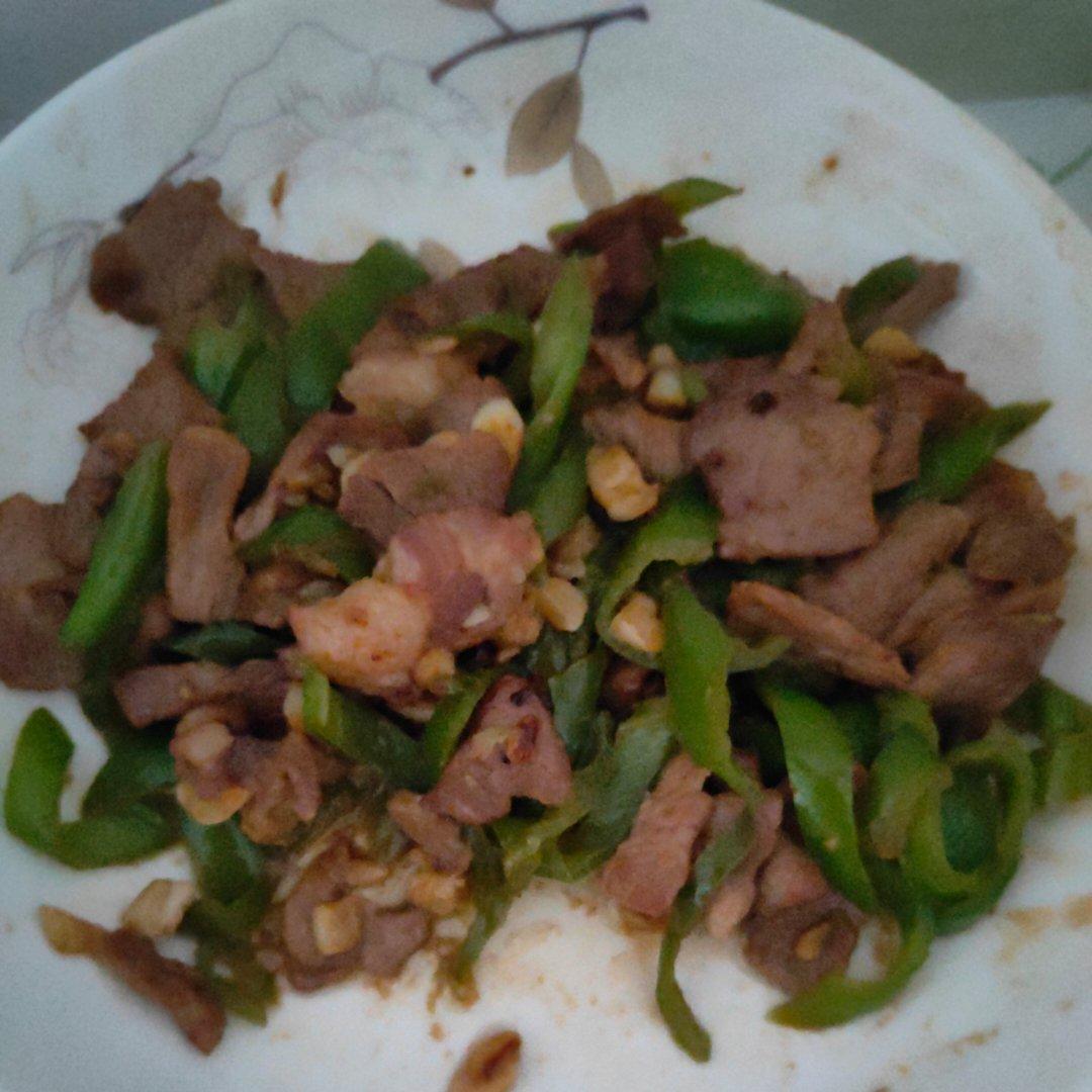 巨下饭的青椒炒肉丝