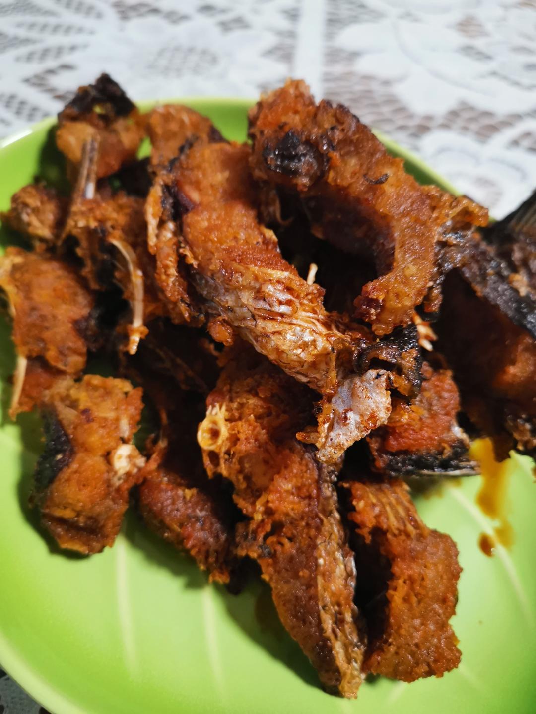 【原创制作】简单又好吃的熏鱼（爆鱼）