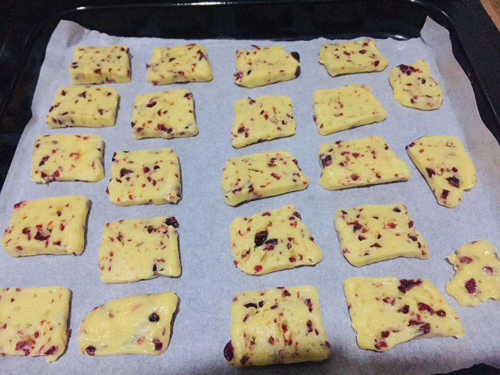 蔓越莓饼干
（低糖少油快手版）