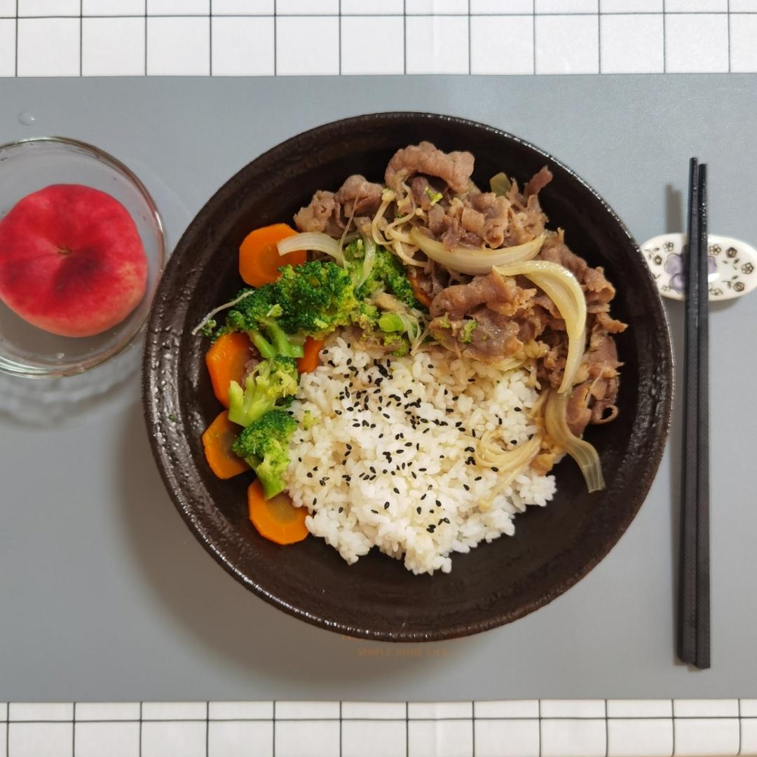 “吉野家”肥牛饭