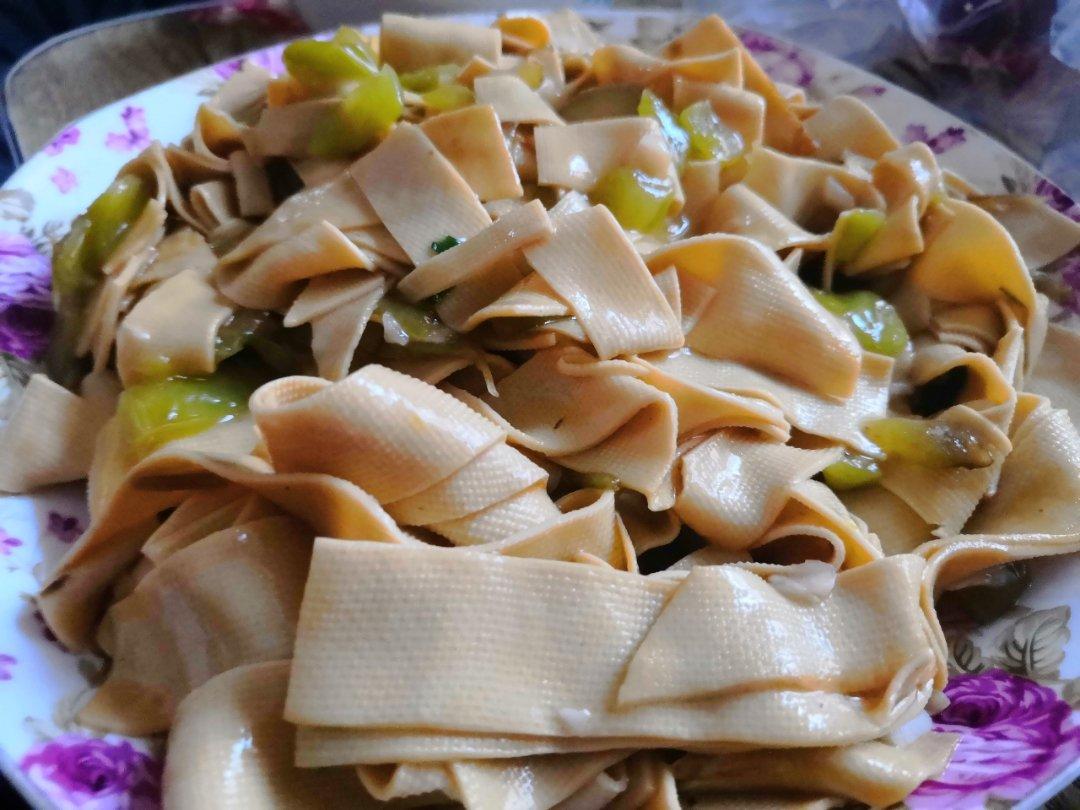 尖椒干豆腐