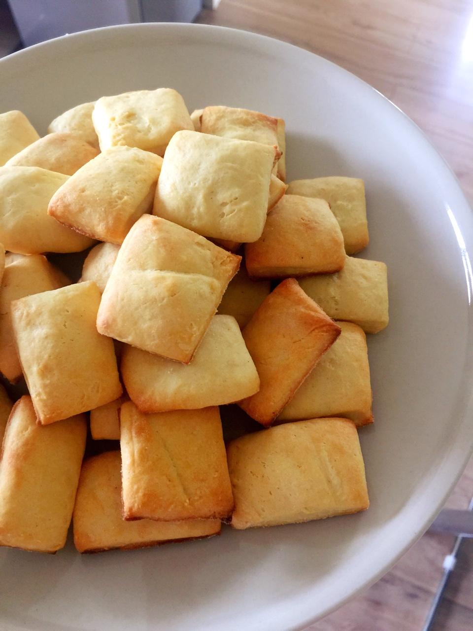 牛奶方块小饼干