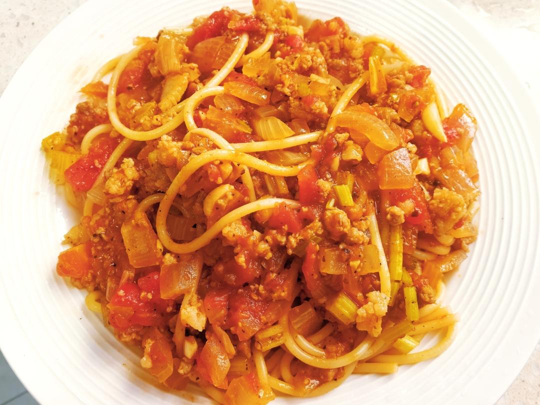 番茄肉酱意大利面