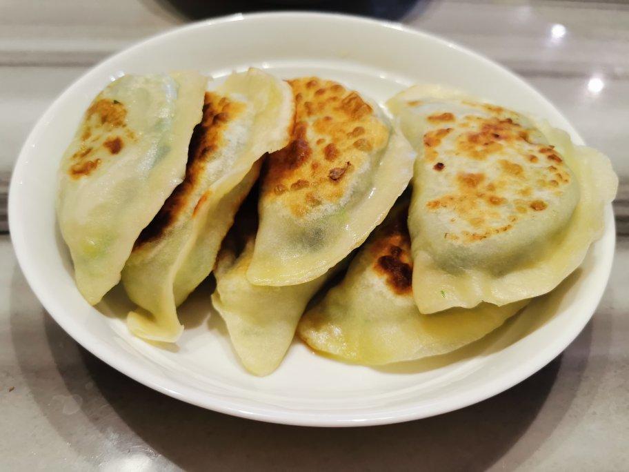 简易好吃韭菜盒子