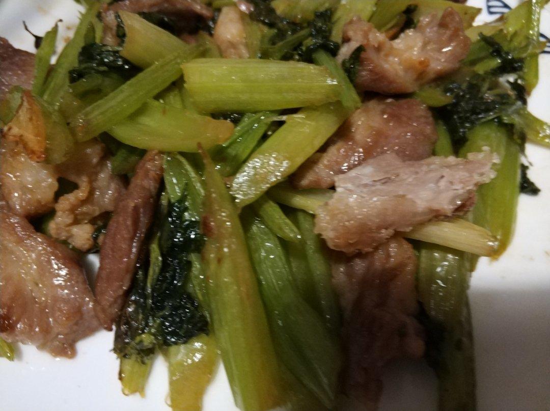芹菜炒肉