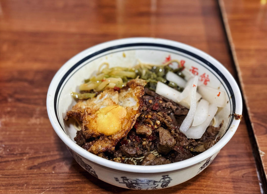 爱就是在一起。走遍世界。揽尽风景。食尽美味。感受美好。