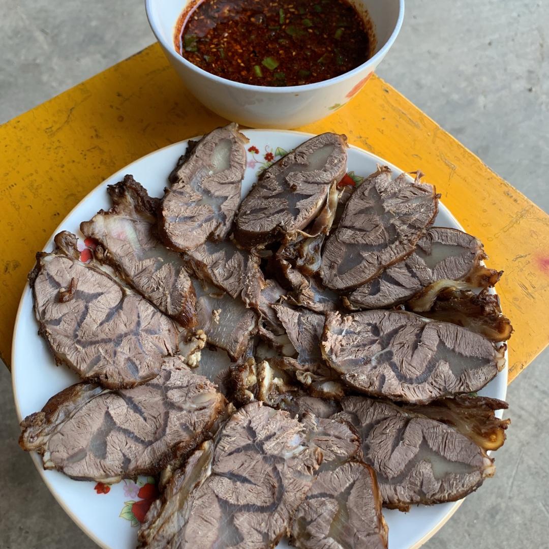 卤牛肉