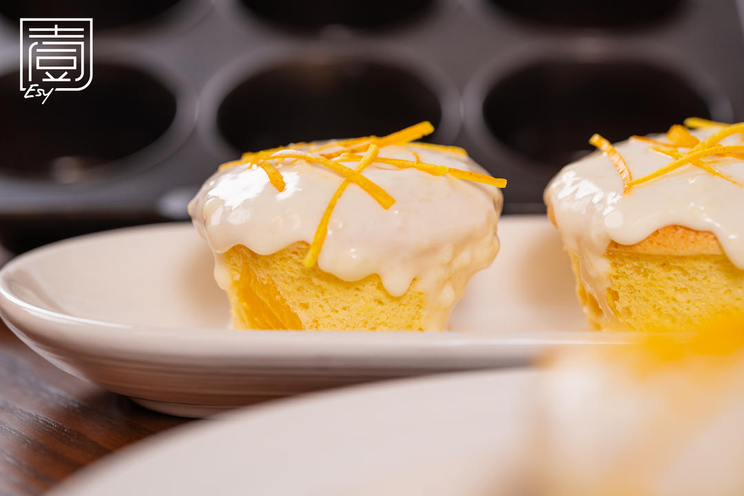 橙子蛋糕杯,橙意十足的蛋糕!的做法