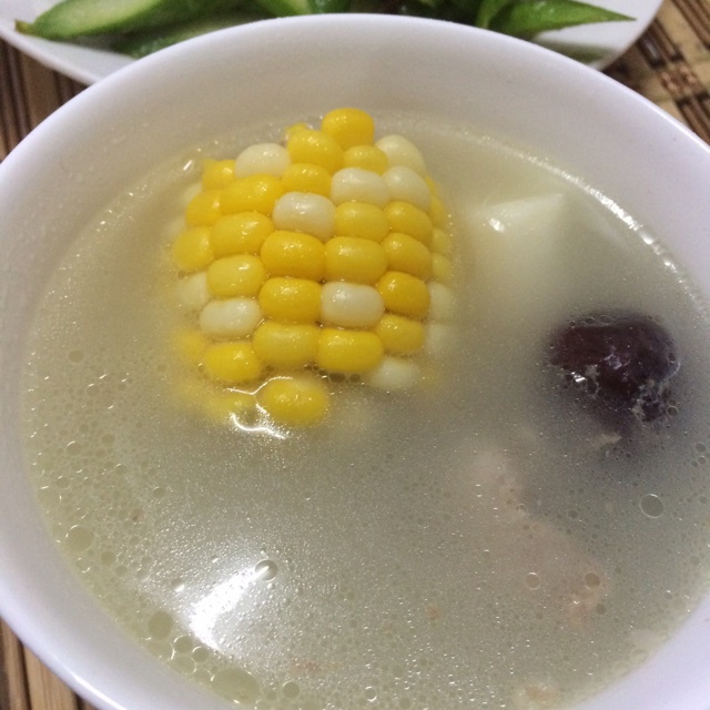 排骨玉米汤