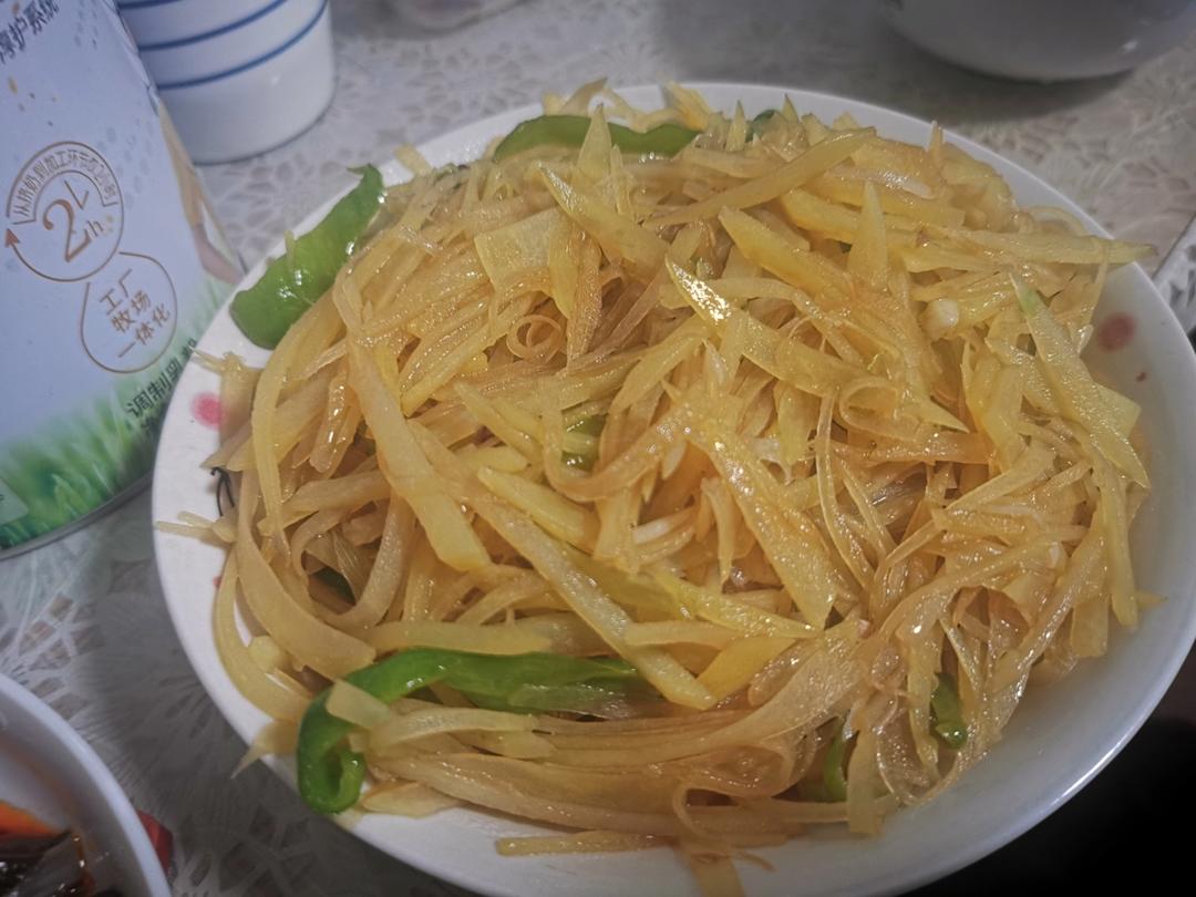 在家也能做出馆子味儿的醋溜/炝炒/酸辣土豆丝（就是那道看似简单，实则步步玄机的土豆丝）