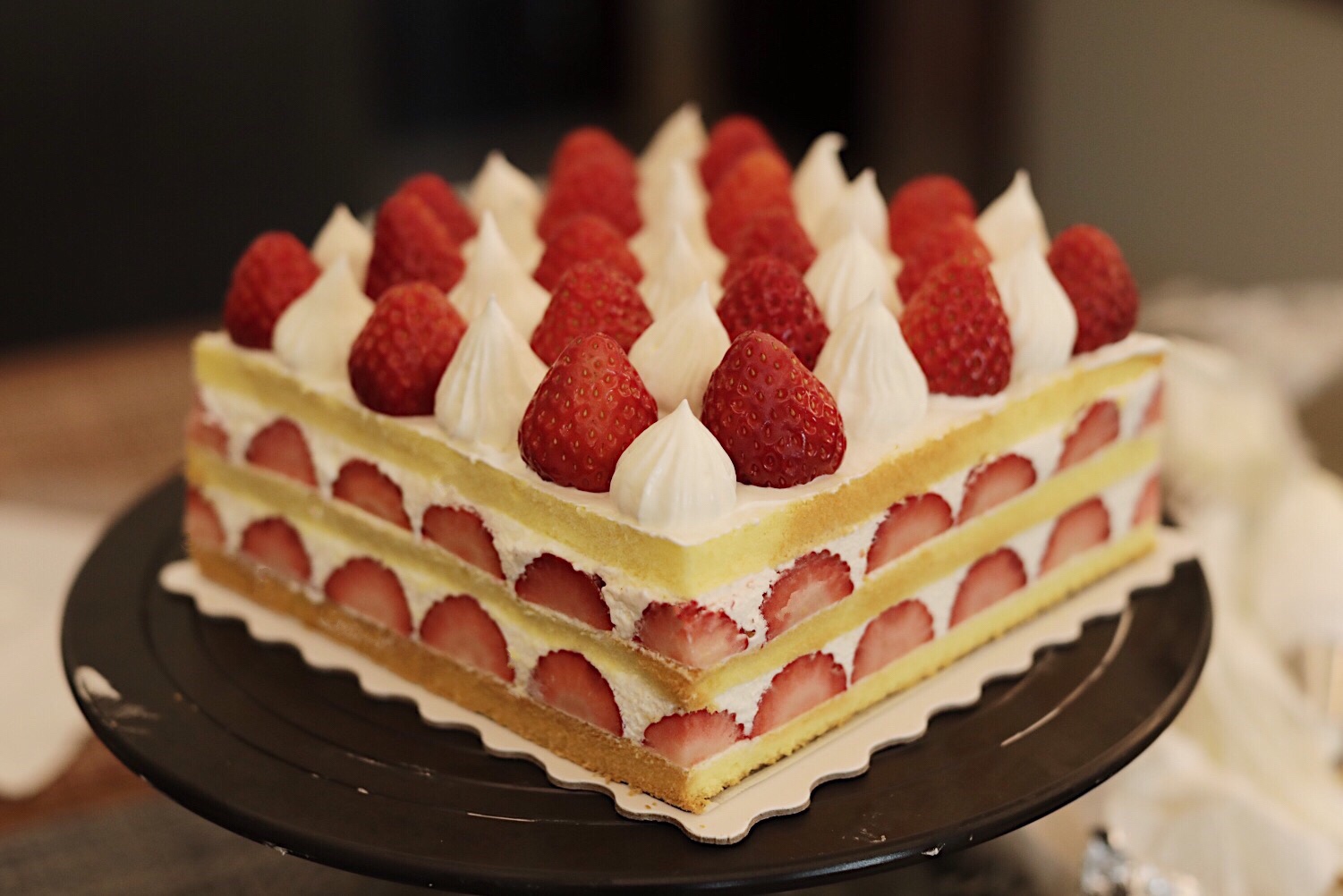 不会抹奶油也可以做的草莓方蛋糕！的做法 步骤32