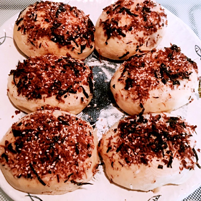 里松外松肉松面包