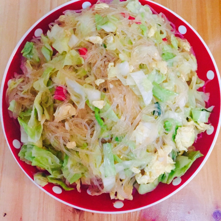 包菜粉丝炒鸡蛋