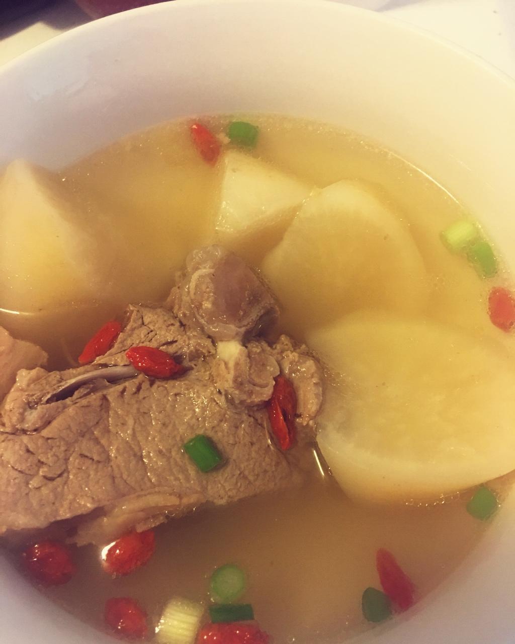 羊肉炖白萝卜