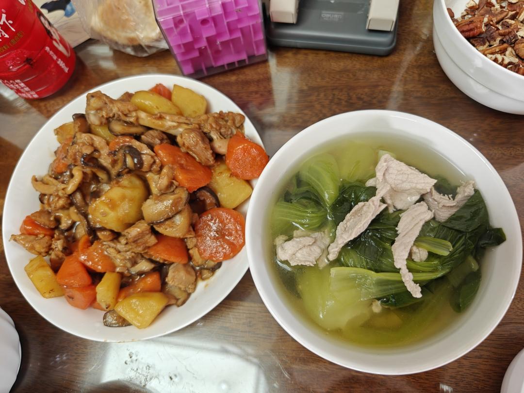 青菜榨菜肉丝汤