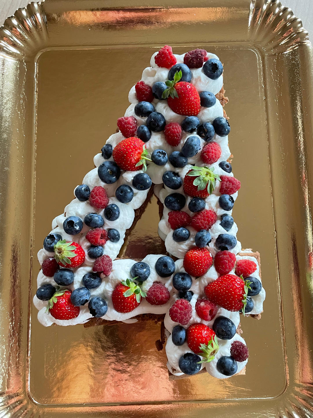 数字生日蛋糕（不用抹面技巧，新手也能搞定的高颜值水果裸蛋糕）