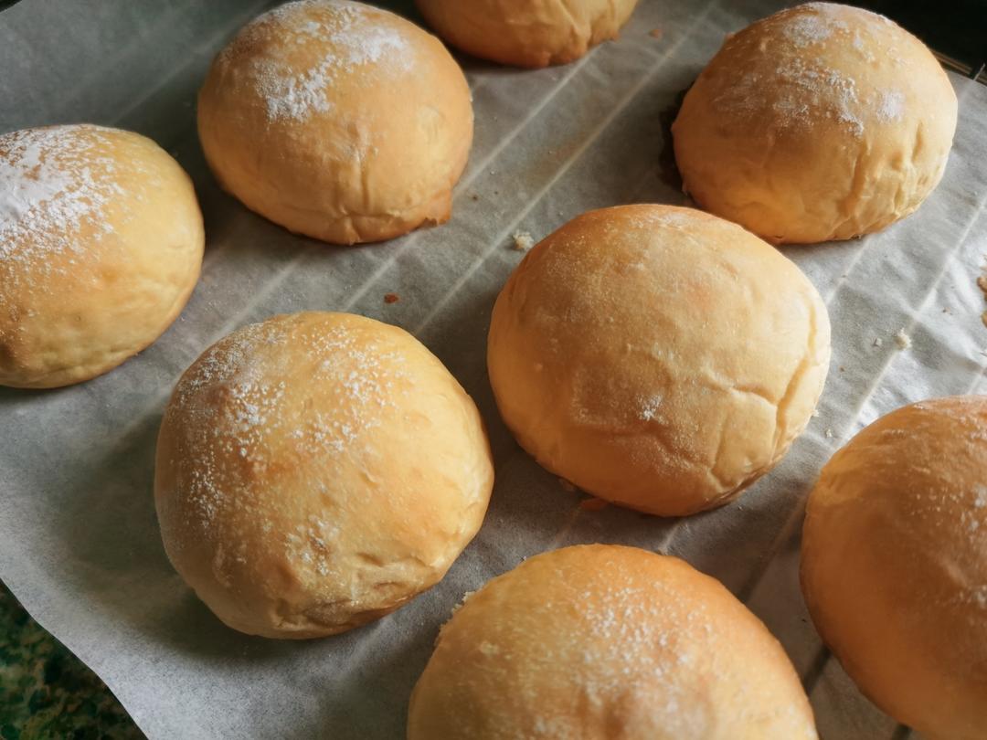 一口爆浆｜夏日必做冰面包｜开心果/巧克力/珍珠奶茶三种口味