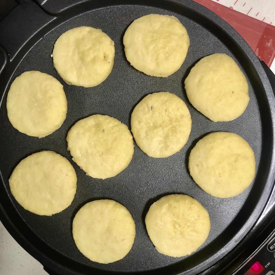 宝宝健脾胃松软山药小饼（九个月以上婴幼儿辅食）全程不加一滴水
