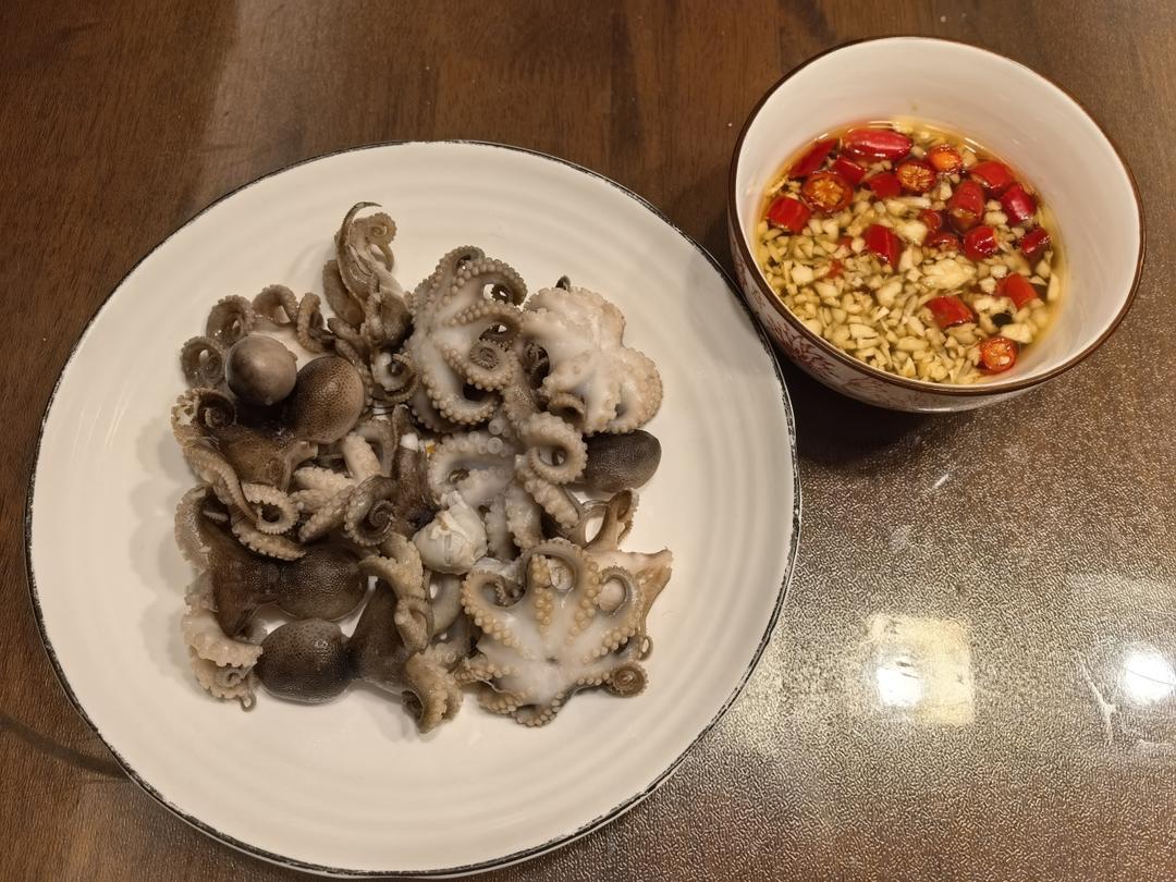 白灼小章鱼