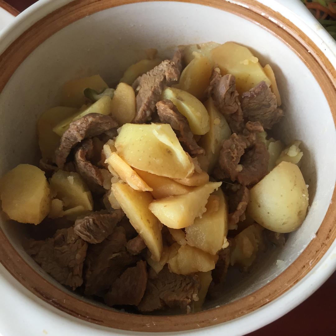 土豆炒牛肉