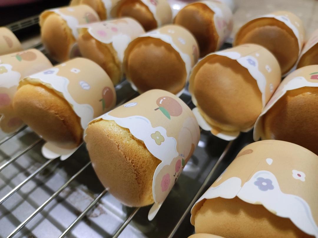 戚风小纸杯蛋糕