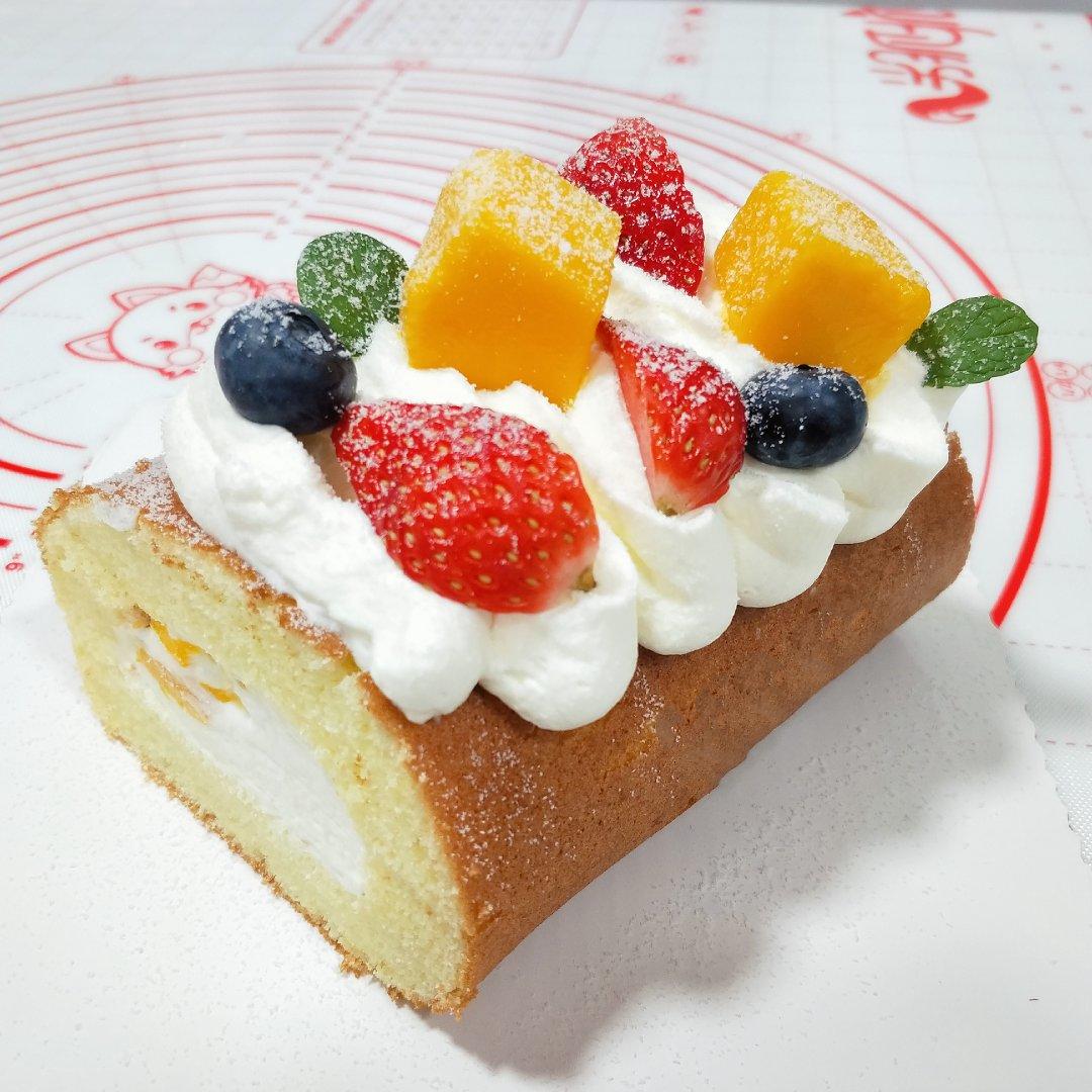 胖乎乎奶油芒果卷/不开裂不掉皮全过程详细图解烘焙视频/蛋糕篇6：「厚卷」