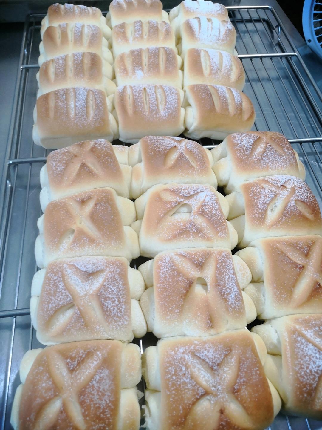 软到不知所措的牛奶卷