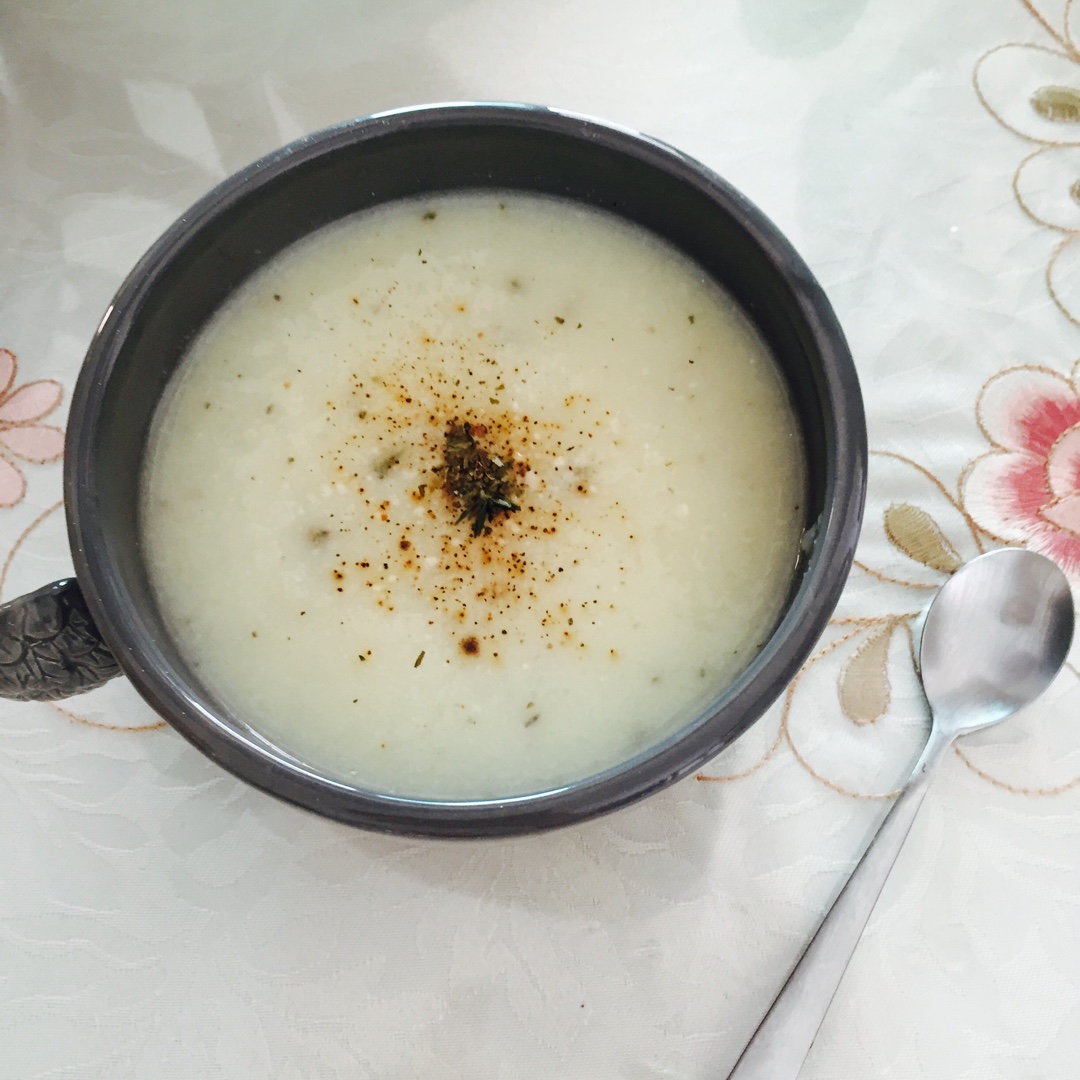 花椰菜洋葱四季浓汤