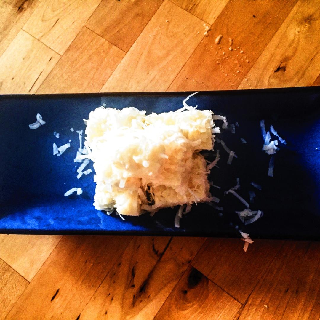 完胜85度C牛奶椰丝小方