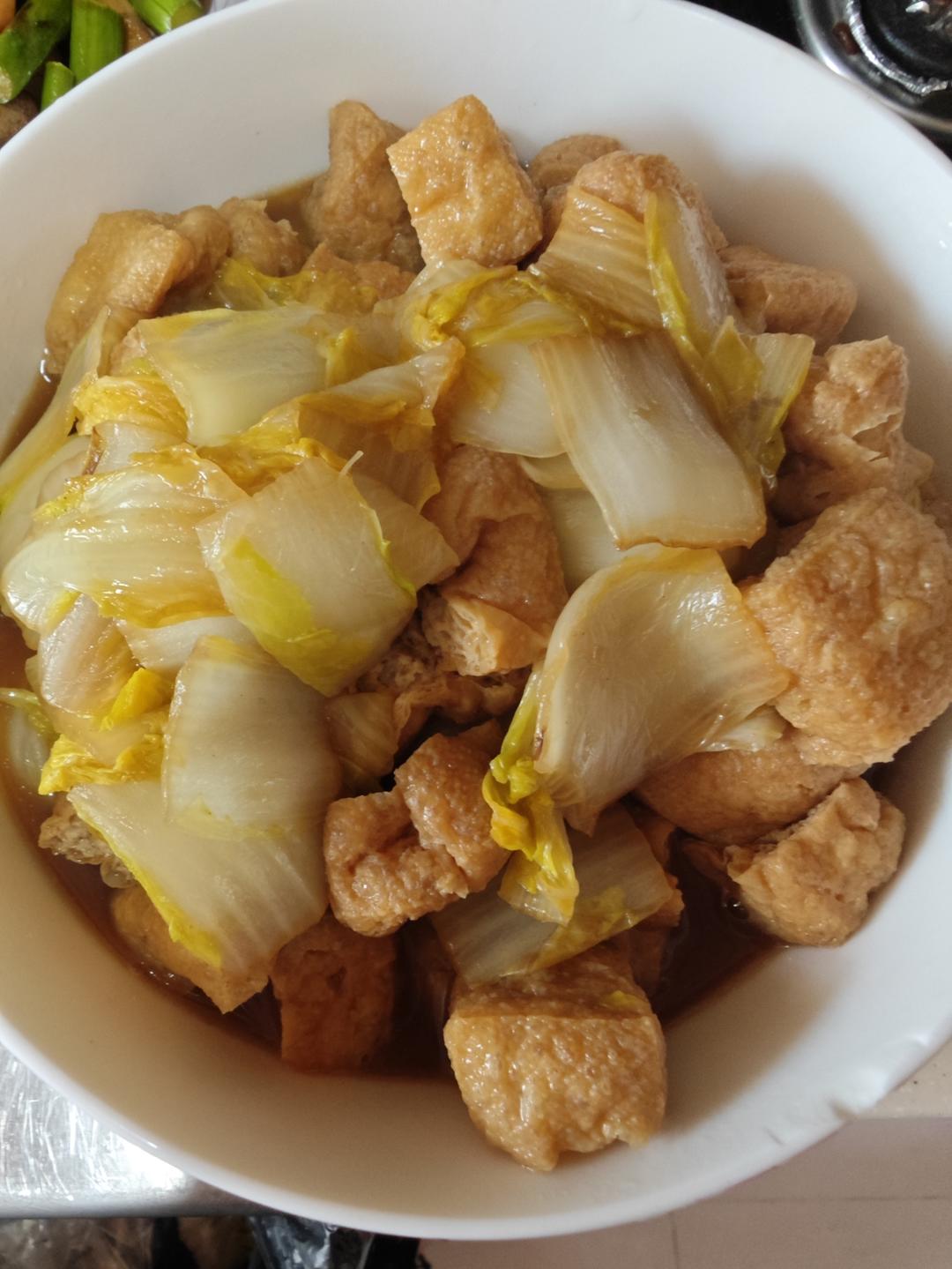 好吃到连汤汁都不剩的白菜焖豆泡，给肉都不换